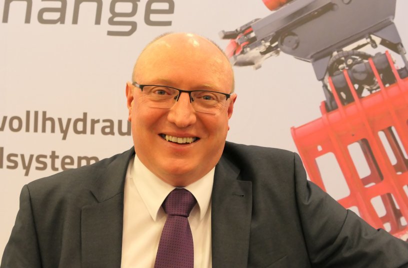 „QuickChange ist die Zukunft!“, sagt Wolfgang Vogl, Geschäftsführer der  Rototilt Deutschland GmbH.