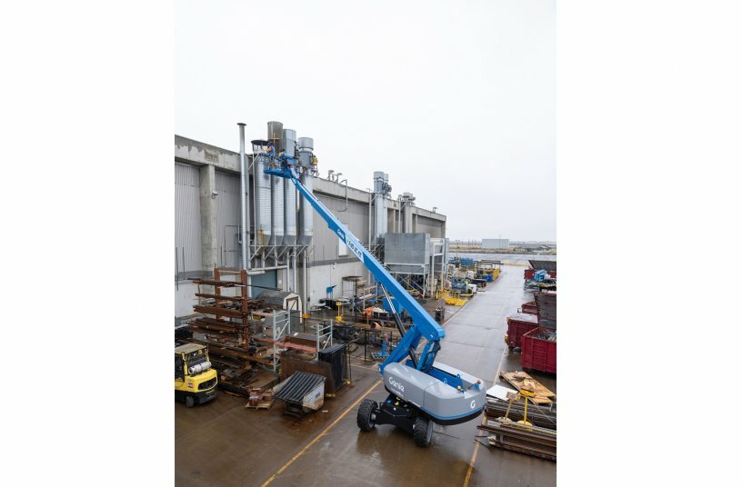 Genie S-85 XC FE<br>IMAGE SOURCE: Terex, Genie