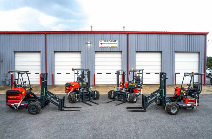 Die neue PALFINGER FHS-Serie der Truck-Mounted Forklifts (TMF) in vier Konfigurationen: 4-WAY REACH, 4-WAY STANDARD, STANDARD UND STANDARD REACH. <br>BILDQUELLE: Palfinger AG