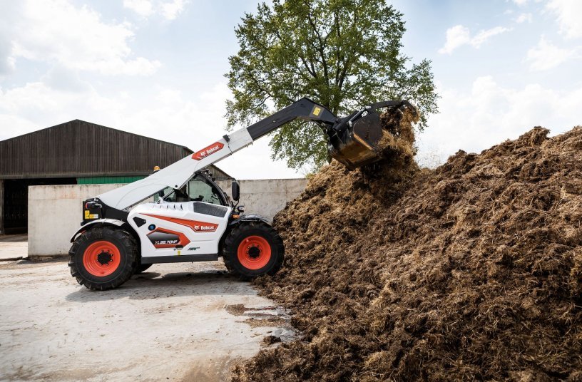 Bobcat TL38.70HF R-Series<br>IMAGE SOURCE: Doosan Bobcat EMEA