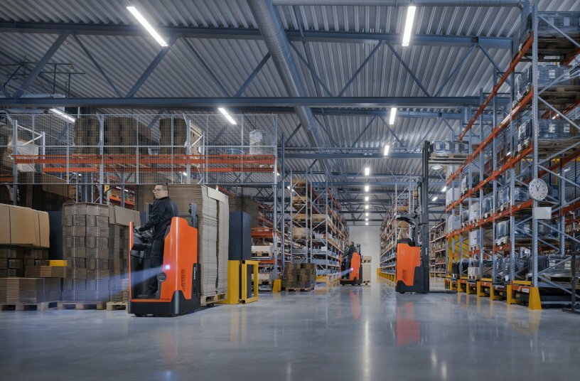 Toyota introduces three brand-new stand-in warehouse trucks, built around lithium-ion batteries<br>IMAGE SOURCE: Toyota Material Handling