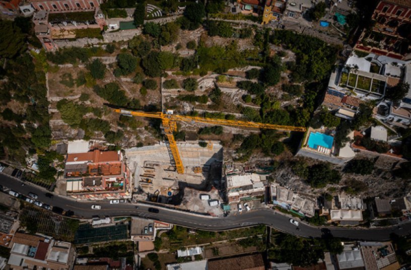 Gemar expects the project to serve as a model for similar jobs in other towns alongside the rocky coastline. <br> Image source: THE MANITOWOC COMPANY, INC.