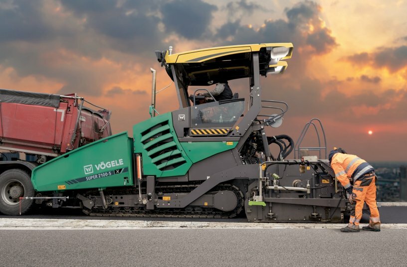 Vögele brings the latest Dash 5 paver generation to North America for the first time.<br>IMAGE SOURCE: WIRTGEN GROUP