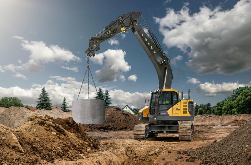 Volvo CE ECR355<br>IMAGE SOURCE: Volvo Construction Equipment