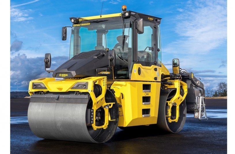 BW 154 and BW 174 pivot-steered tandem rollers: Bomag's new model family sets new  standards in terms of performance, overview and ease of operation.<br>IMAGE SOURCE: BOMAG