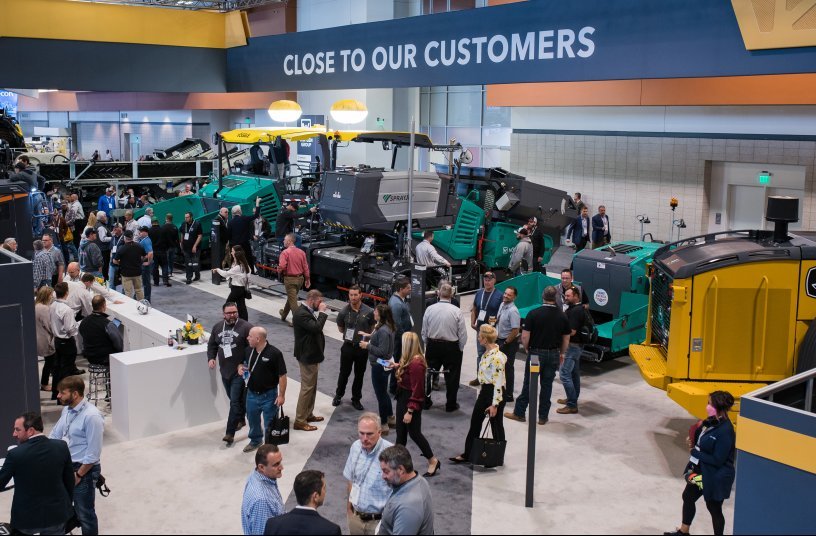 Vögele presented a range of high-performance pavers of all sizes – ranging from the smallest road paver, the SUPER 700i and the SUPER 1800-3i SprayJet paver to the 10-foot class SUPER 2000-3i.<br>IMAGE SOURCE: WIRTGEN GROUP