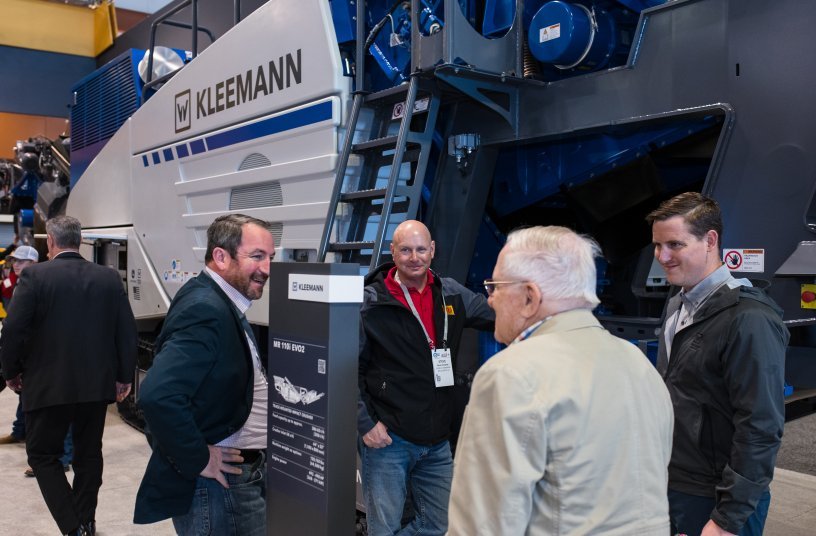 Kleemann’s SPECTIVE CONNECT is now also available for the MOBIREX MR 110/130(i) EVO2 mobile impact crusher.<br>IMAGE SOURCE: WIRTGEN GROUP