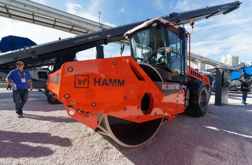 With the HC 200i C VA compactor, Hamm offers yet another innovative solution for the earthworks sector.<br>IMAGE SOURCE: WIRTGEN GROUP
