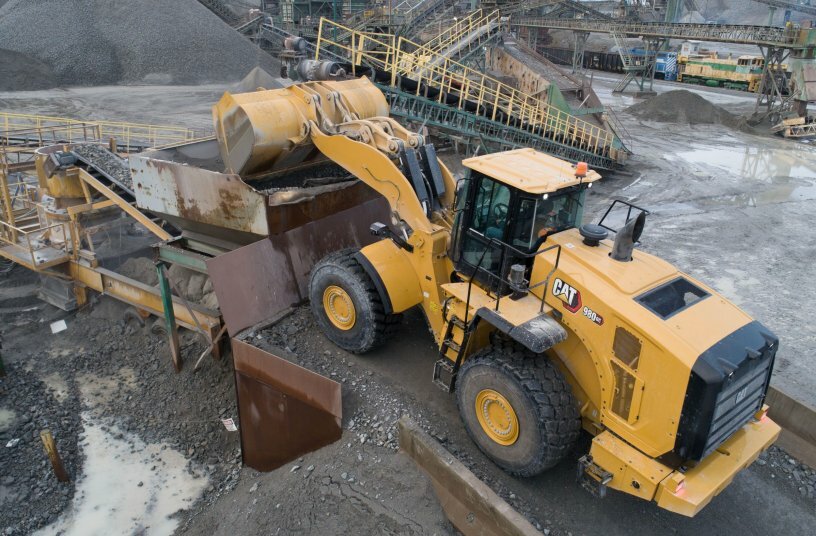  Der neue Cat Radlader 980 GC basiert auf einer langen Tradition von überaus zuverlässigen Radladern mit bewährten Komponenten und integrierten Cat Maschinensystemen.<br>BILDQUELLE: Caterpillar