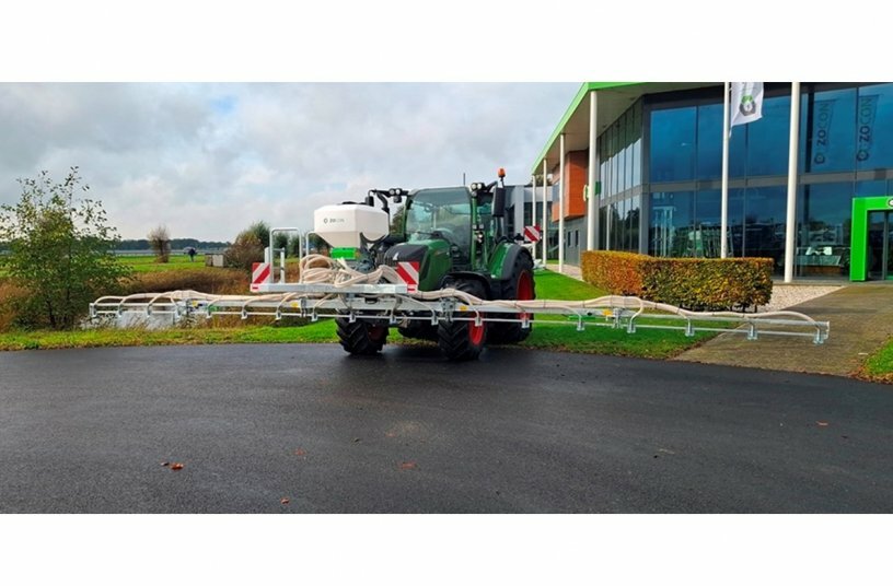 Zocon Seeding Boom<br>IMAGE SOURCE: Zocon