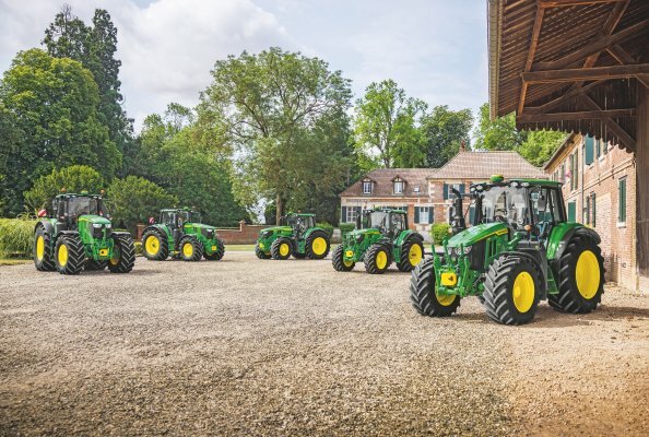 New 6M tractor series - powerful, fast, intuitive