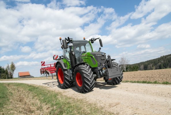 More than just a tractor. The Fendt 300 Vario