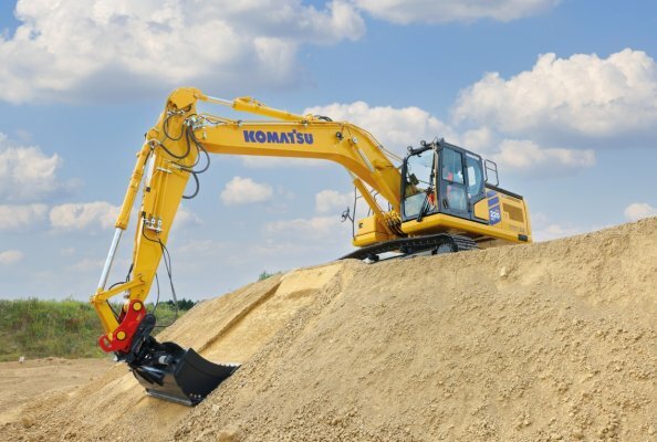 Komatsu PC220LCi-12