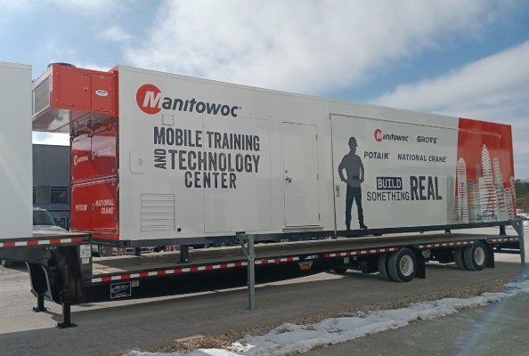 Manitowoc’s new Mobile Training & Technology Center brings crane training directly to students