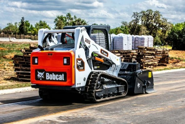 Bobcat T595