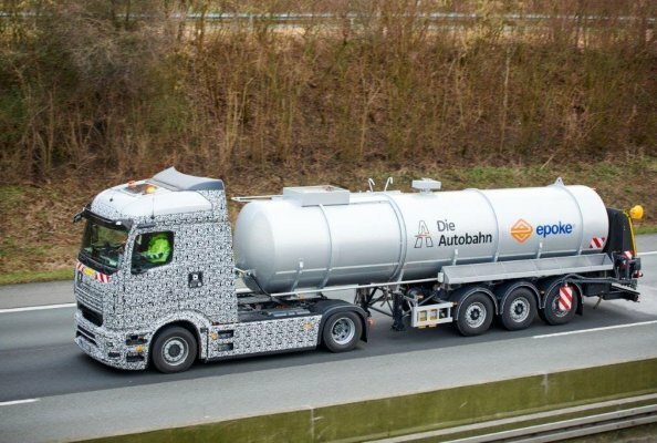 Mercedes-Benz eActros 600 in winter service