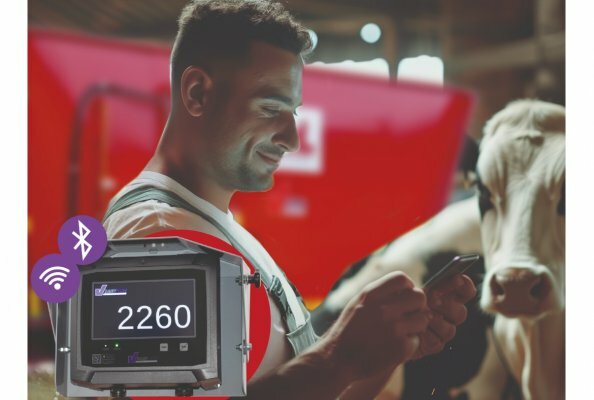 Weight display on the Dairy Feeder Box on the feed mixer - digital feed slip on your smartphone: the new Ration app for the V-CONNECT Dairy Feeder from BvL is an entry-level version of feed management that makes everyday life in the barn easier.