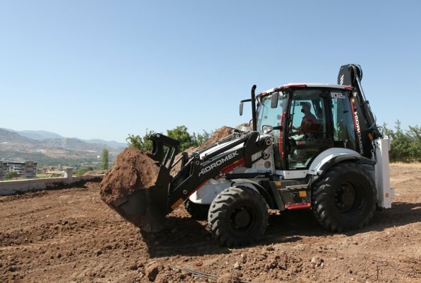 HİDROMEK HMK 102 B Supra