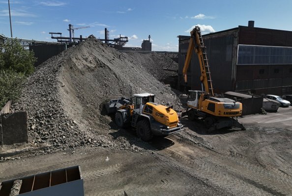 Several Liebherr earthmoving machines are in use at HEIS.