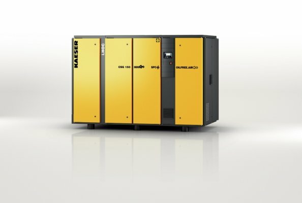 The CSG series (on the right with integrated i.HOC rotation dryer) delivers compressed air dependably and efficiently for oil-free applications.