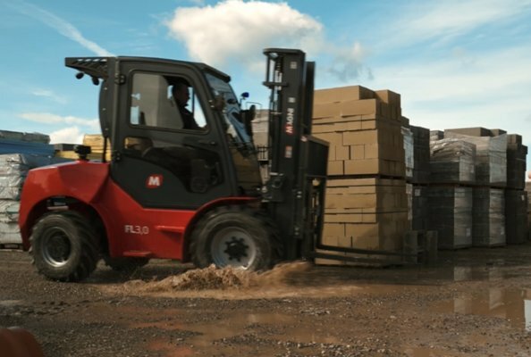 MAGNI forklift