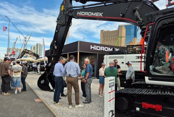HİDROMEK brought its innovative solutions to the American market