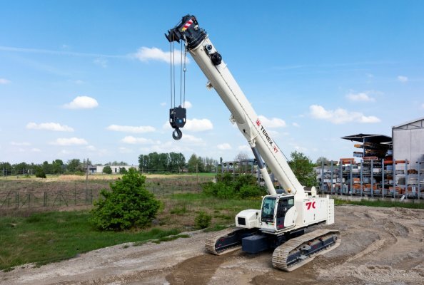 Raimondi to address market demand with the launch of its first telecrawler crane line engineered by Terex Rough Terrain Cranes