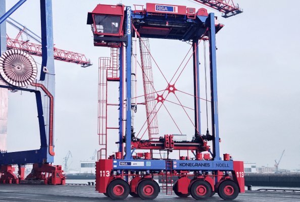 Konecranes wins order for eight new-design hybrid Konecranes Noell Straddle Carriers from Germany’s HHLA