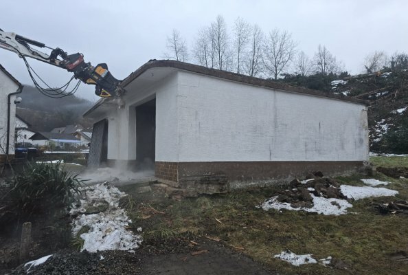 MB Crusher MB-P380