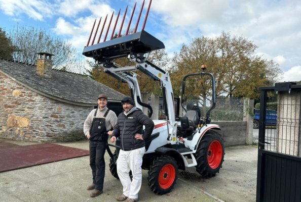 Lockie Phillips and Rubén Lorente of Talleres Turquino