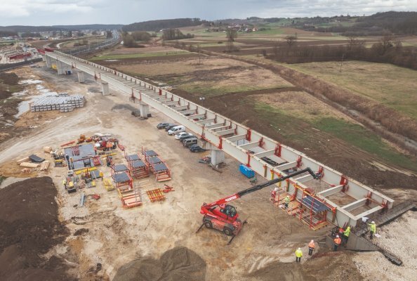The HŽ-2 overpass in Križevci is an important element in establishing an uninterrupted link between Zagreb and the Hungarian border.