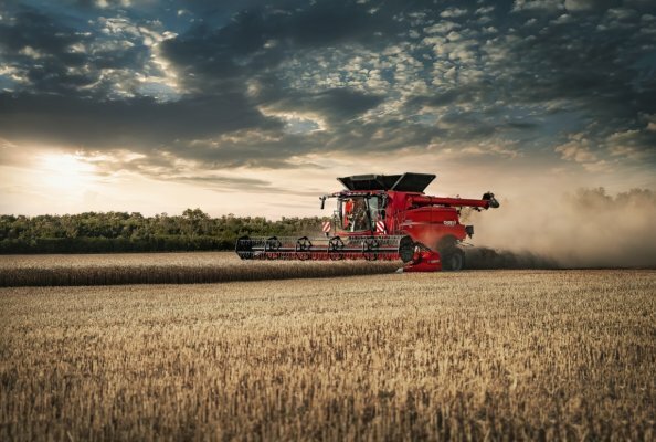 Case IH Updates Axial-Flow 160 Series with Advanced Technology
