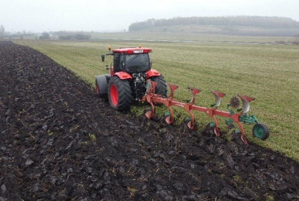 Farmer's Story: Series 6 in Action on the Farm