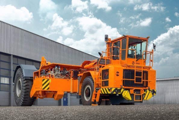 Six KAMAG Slag Pot Carriers, each with a payload capacity of 140 tonnes, will renew a customers’ vehicle fleet at a nickel plant in Brazil. 