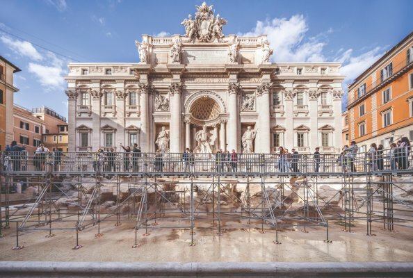 The access solution, consisting of PERI UP Modular Scaffolding and the PERI UP Public Stair, gave visitors a unique view of the Baroque cultural monument.