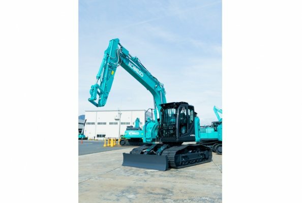Technical Mention Awarded to KOBELCO Construction Machinery Europe in the Hydraulic Excavators category for SK165SRLC
