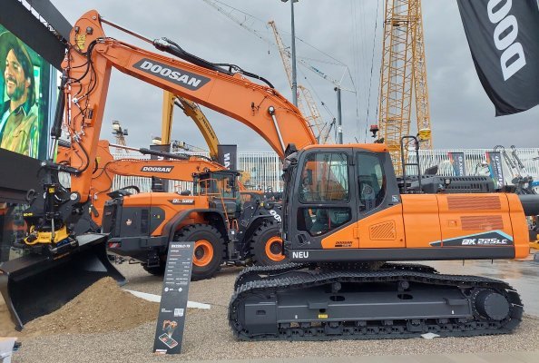 Doosan DX225LC-7X
