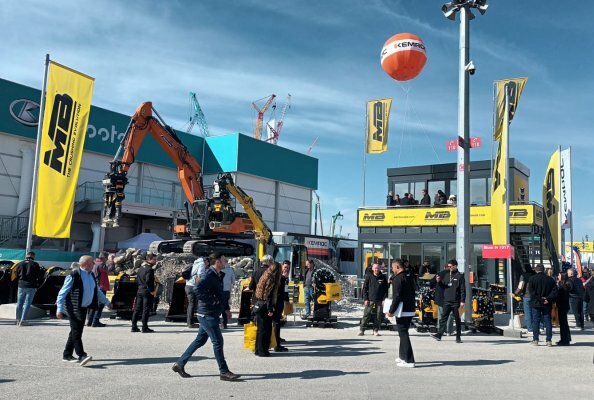 MB Crusher Demo Area at bauma 2025 