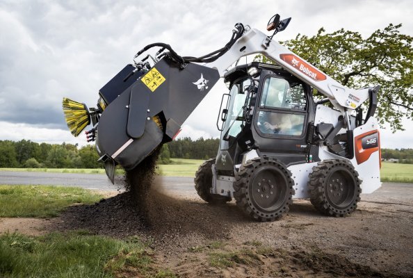 Bobcat Launches New Range of Sweeper Attachments 