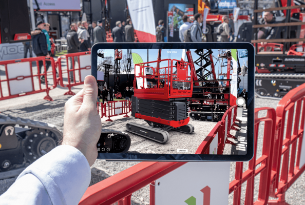 Digital Twins in action: AlmaCrawler BIBI 1090 presented at bauma 2025