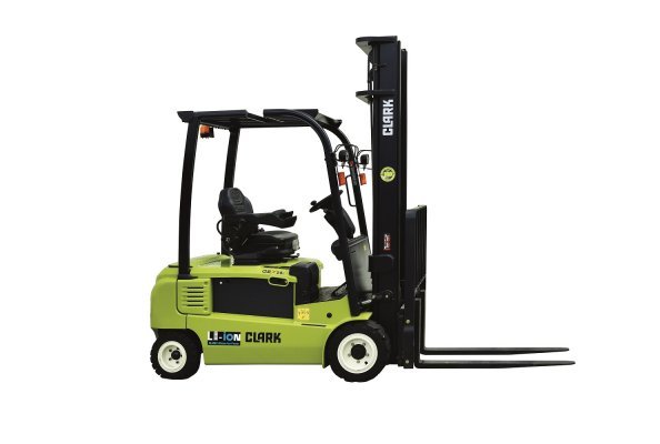 The Clark three- and four-wheel electric forklifts of the GTX and GEX series in 48-volt technology with load capacities from 1.6 to 2 tonnes are now also available with a Li-Ion battery.