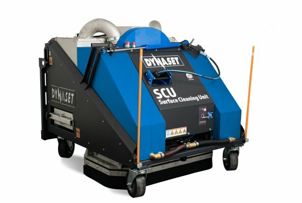 The SCU250 Surface Cleaning Unit connects to a work machine and combines high-pressure washing with water recovery in a single operation.