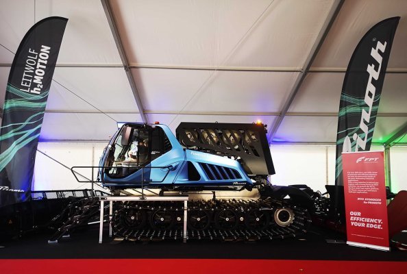 FPT INDUSTRIAL powers the world’s first snow groomer with a hydrogen combustion engine, the brand new XC13
