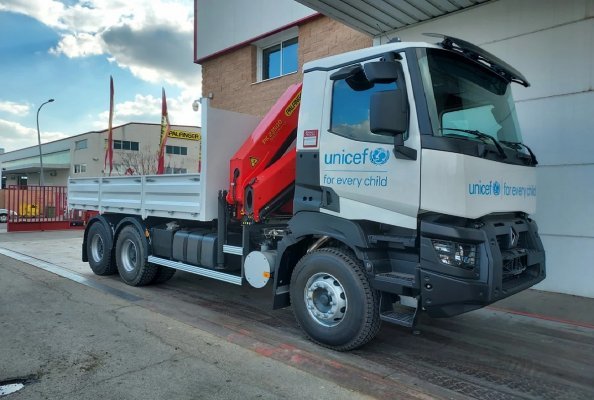 PK 23500 loader crane