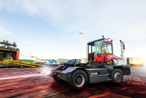 Kalmar Heavy Terminal Tractor