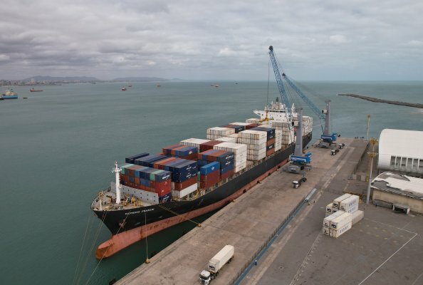 Konecranes delivers two Generation 6 mobile harbor cranes to port expansion project in Brazil