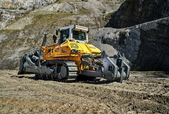 Liebherr, PR756