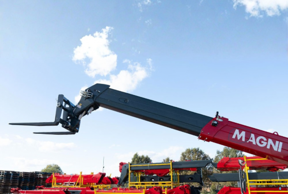 The Magni TH Fork Carriage Range: superior control and maximum operational versatility