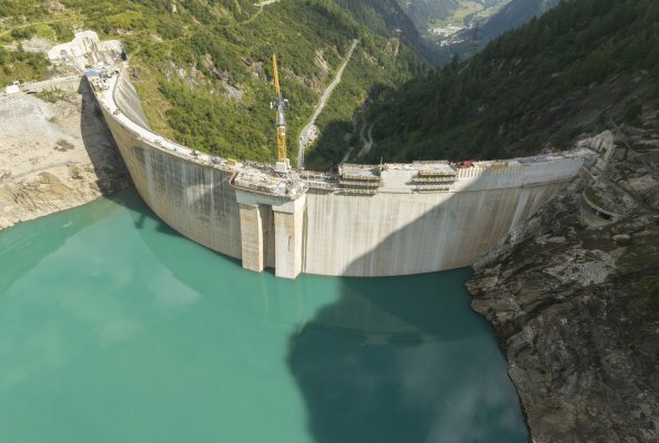 The “Limberg Dam” in Kaprun is being raised by nine meters with the support of Doka solutions.