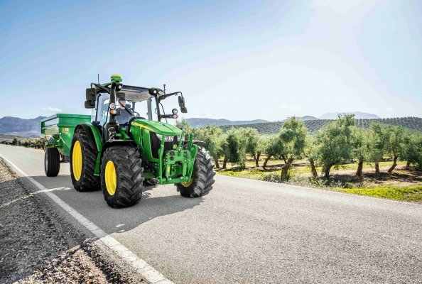 John Deere Introduces New 5M Tractor